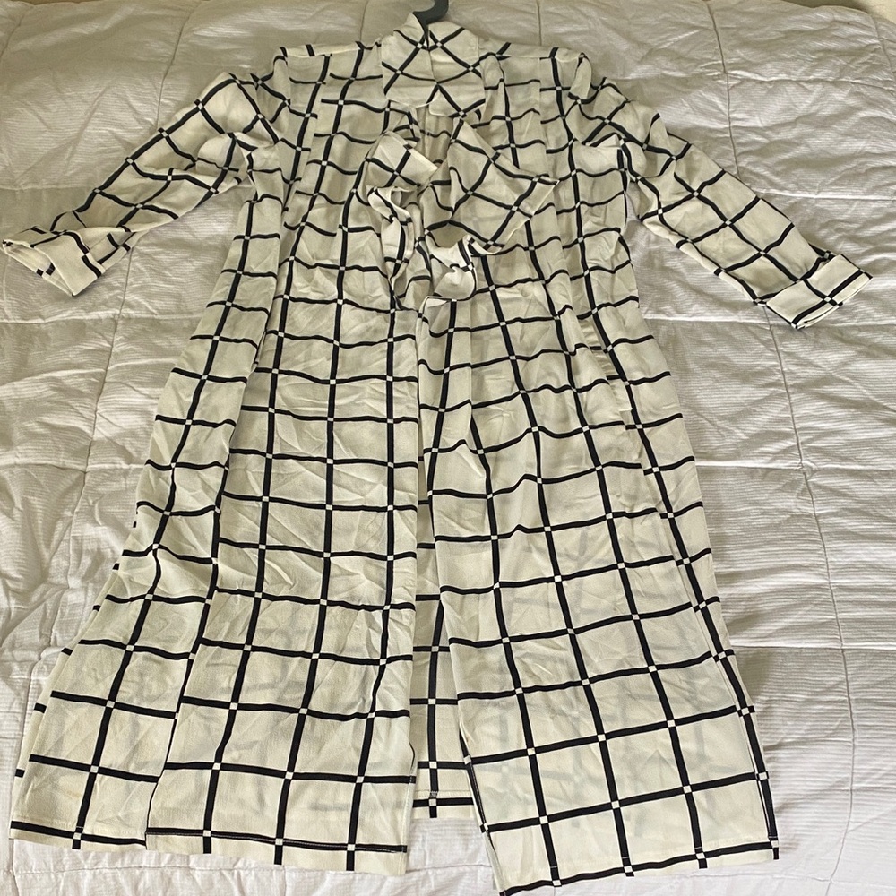 Atmosphere Black and White Grid Trench Coat
